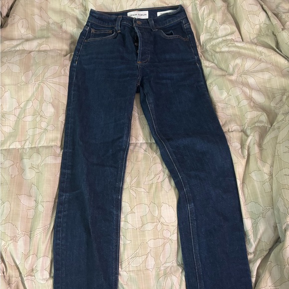 Aritzia Denim Forum Yoko High Rise Slim Jeans size 25 - Picture 2 of 4